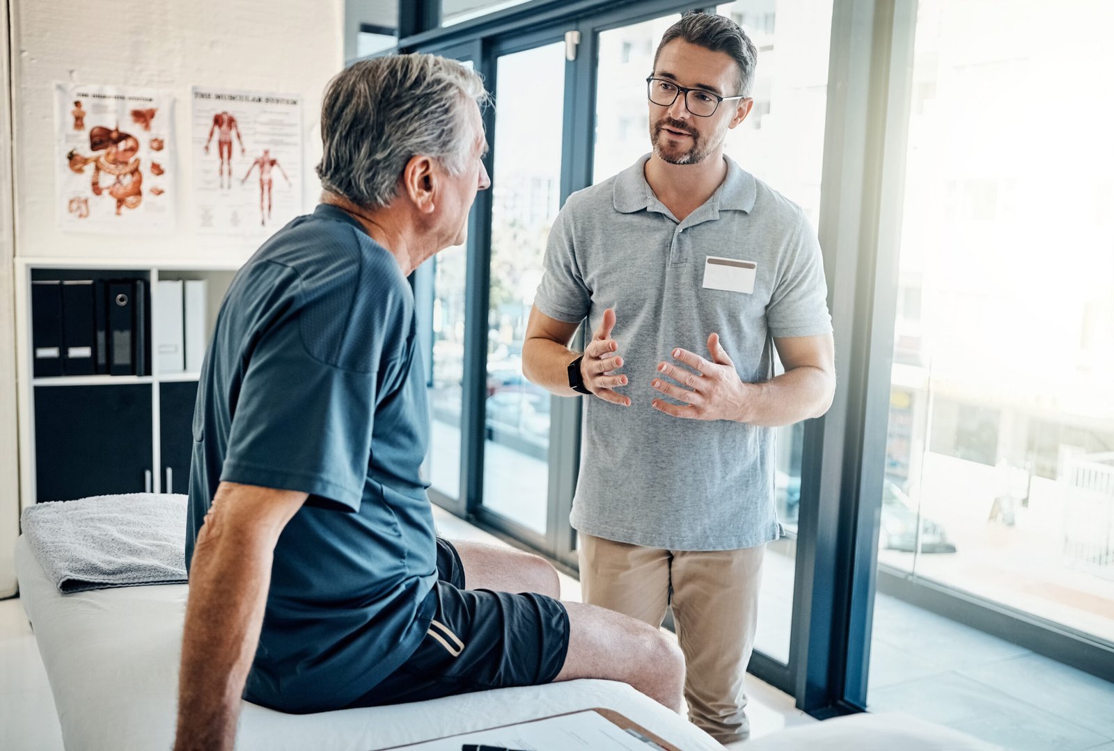 Therapist and patient during a clinical counselling appointment in Abbotsford